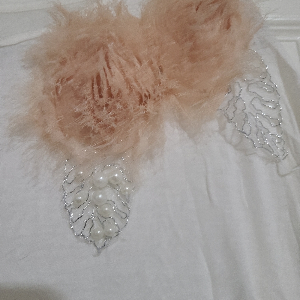 Woman's Tops - Picture 7 of 15